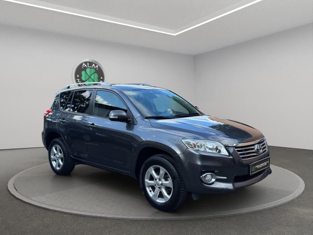 TOYOTA RAV 4 III (3) 150 D-4D EXECUTIVE AWD²