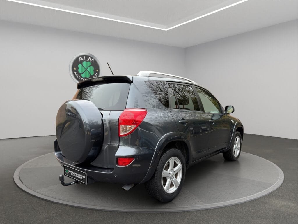 TOYOTA RAV 4 III 177 D-4D PACK TECHNO AWD