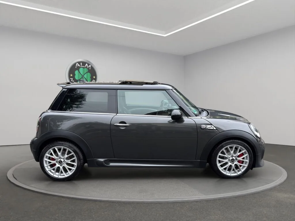 MINI MINI II (2) 1.6 211 JCW WORKS BVA