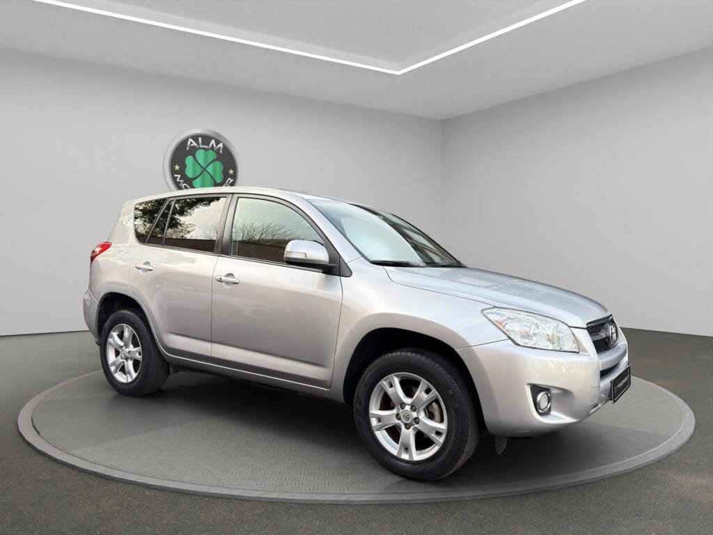 TOYOTA RAV 4 III 2.0 158 VVT-I EXECUTIVE BV6 AWD