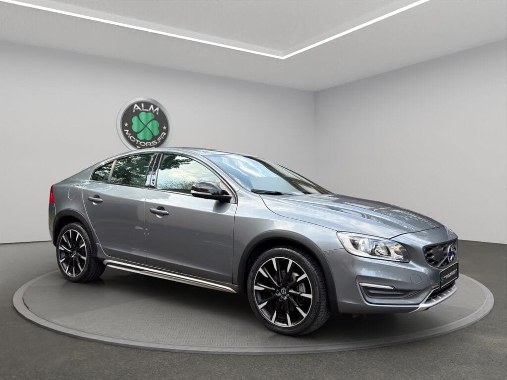 VOLVO S60 CROSS COUNTRY 2.4 D4 SUMMUM AWD BVA