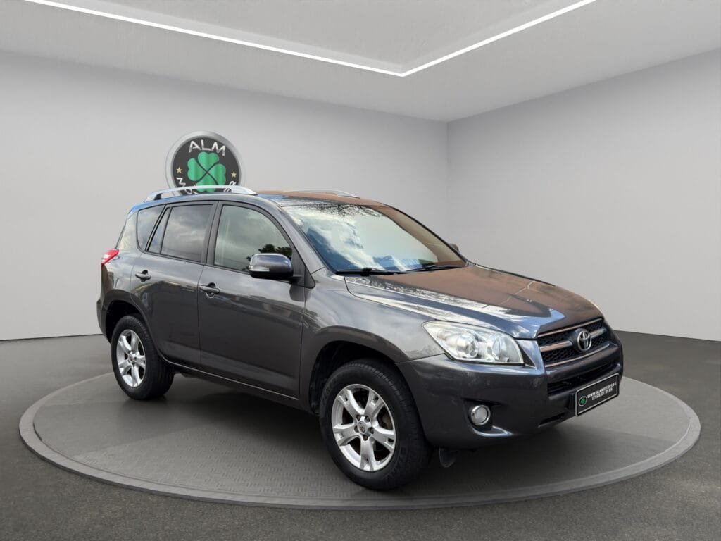 TOYOTA RAV 4 III 2.2 D4D 150 CH AWD