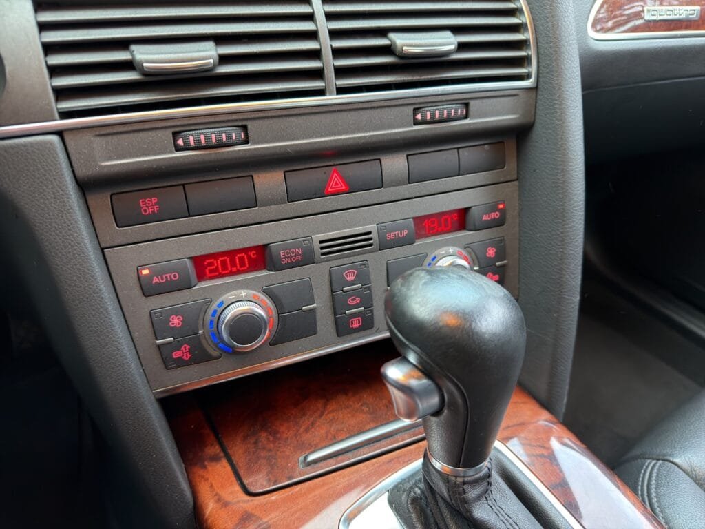 AUDI A6 III V6 3.0 TDI FAP AMBITION LUXE QUATTRO TIPTRONIC