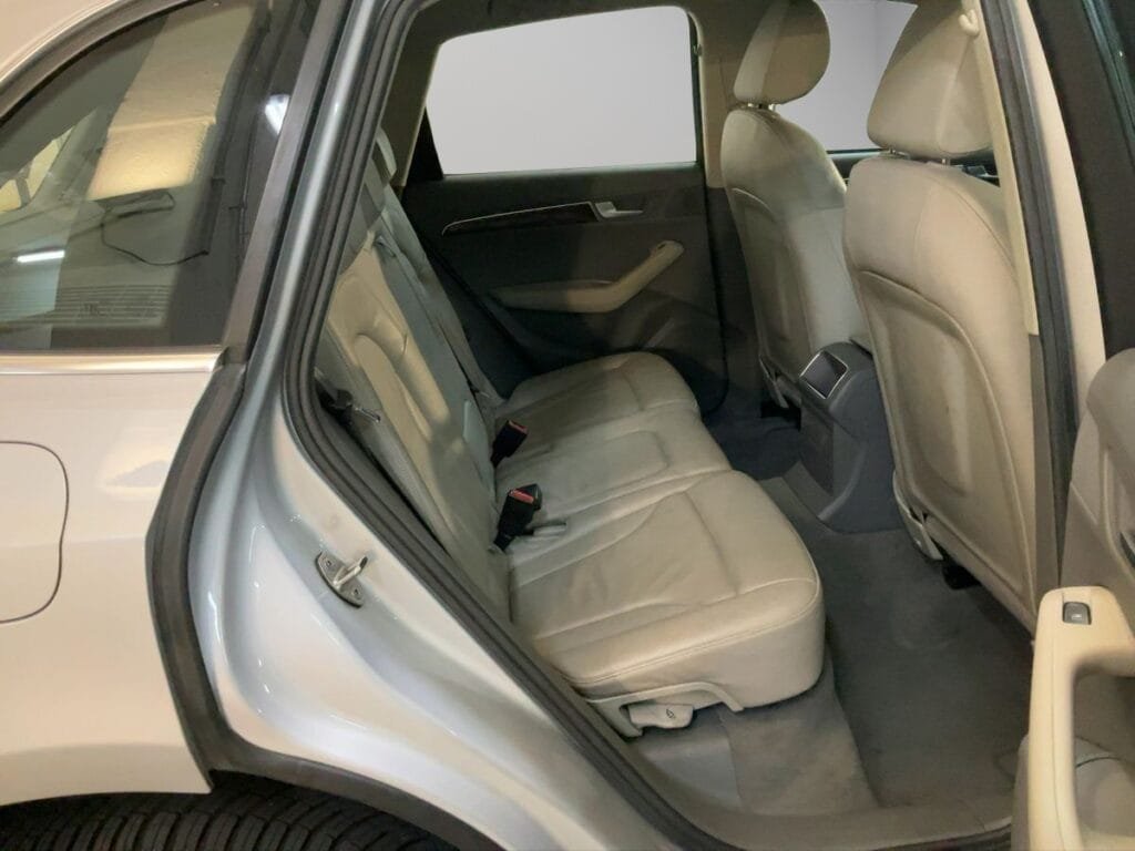 AUDI Q5 3.0 V6 TDI 240 DPF AMBITION QUATTRO S TRONIC 7 ²