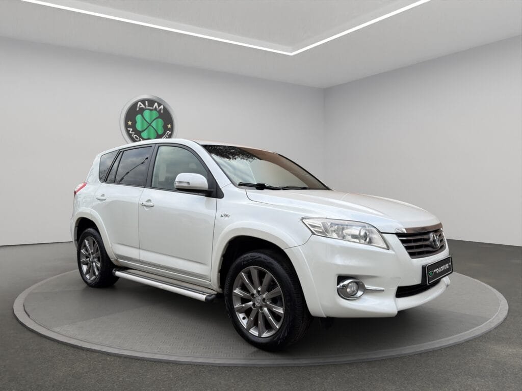 TOYOTA RAV 4 III (3) 150 D-4D CROSSOVER BVA AWD (blanc)