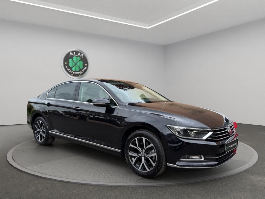 VOLKSWAGEN PASSAT VIII 2.0 TDI 150 BLUEMOTION TECHNOLOGY CARAT