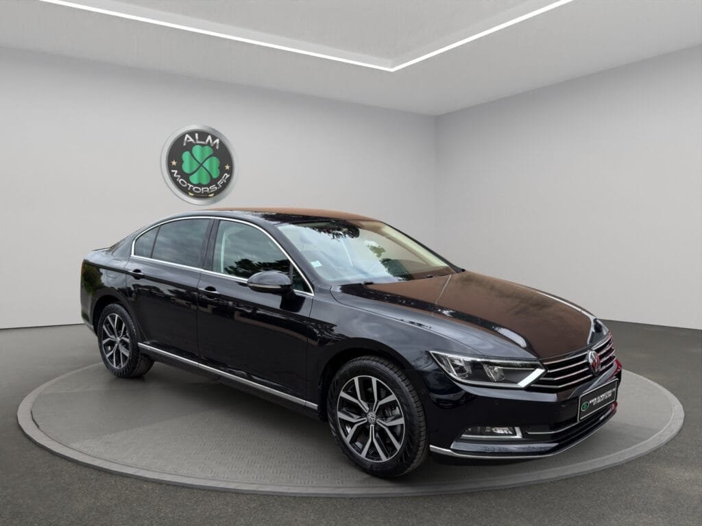 VOLKSWAGEN PASSAT VIII 2.0 TDI 150 BLUEMOTION TECHNOLOGY CARAT