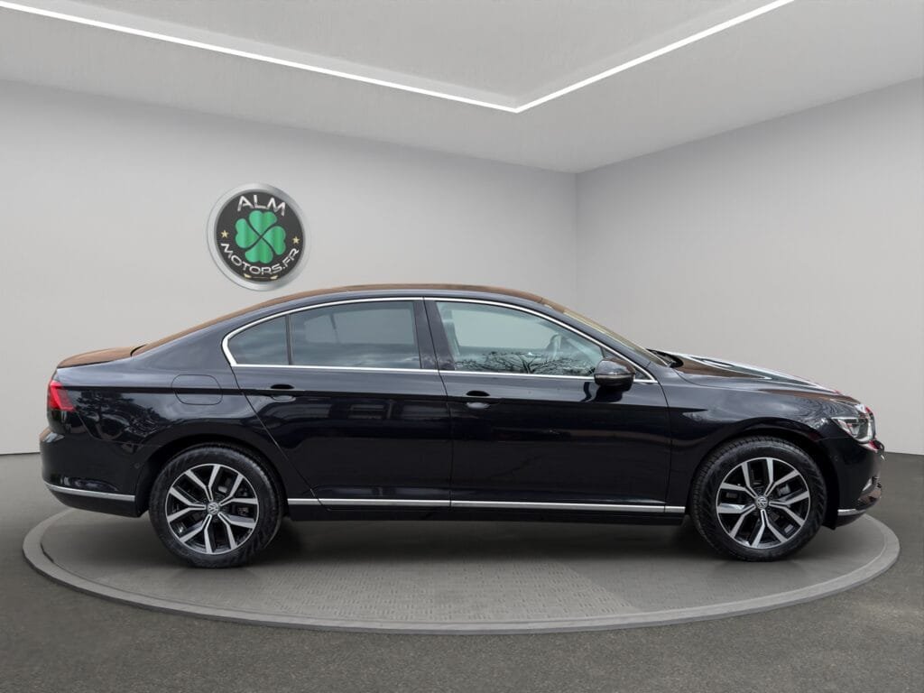 VOLKSWAGEN PASSAT VIII 2.0 TDI 150 BLUEMOTION TECHNOLOGY CARAT