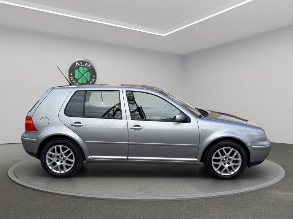 VOLKSWAGEN GOLF IV 1.6 105 CH CONFORT 5P