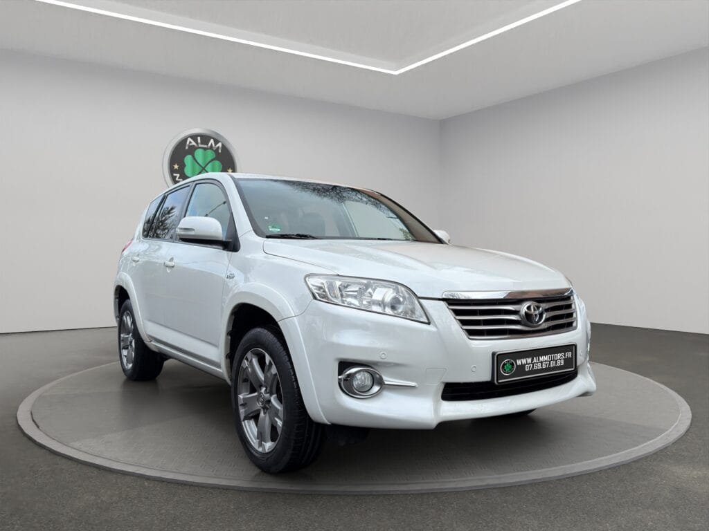TOYOTA RAV 4 III (3) 150 D-4D LOUNGE BVA AWD