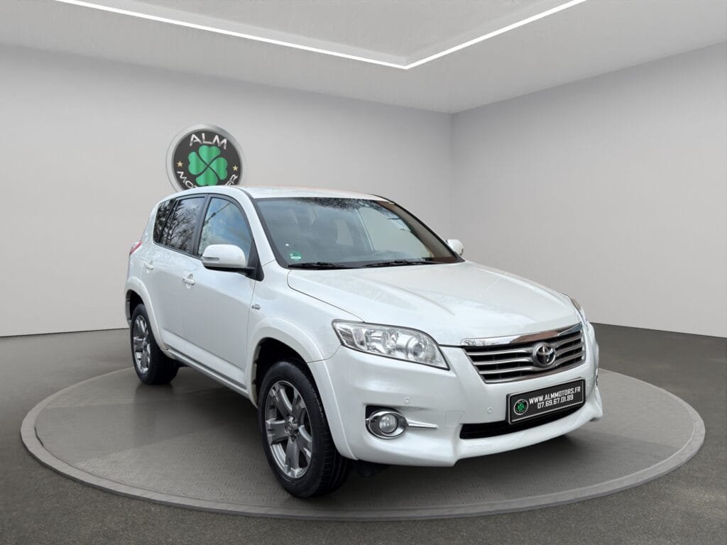 TOYOTA RAV 4 III (3) 150 D-4D LOUNGE BVA AWD