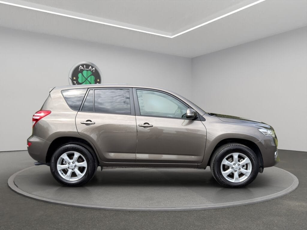 TOYOTA RAV 4 III (3) 150 D-4D CROSSOVER EXCLUSIVE AWD