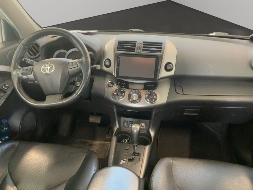 TOYOTA RAV 4 III 150 D-4D CROSSOVER LUXE BVA AWD