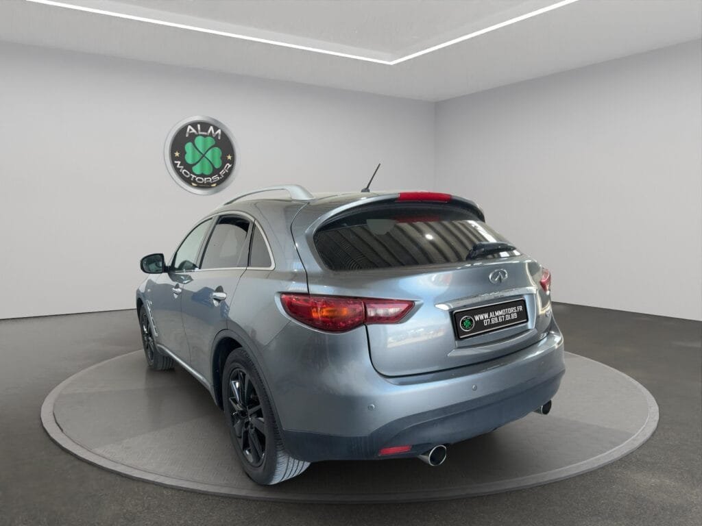 INFINITI QX70 3.0D GT 4WD