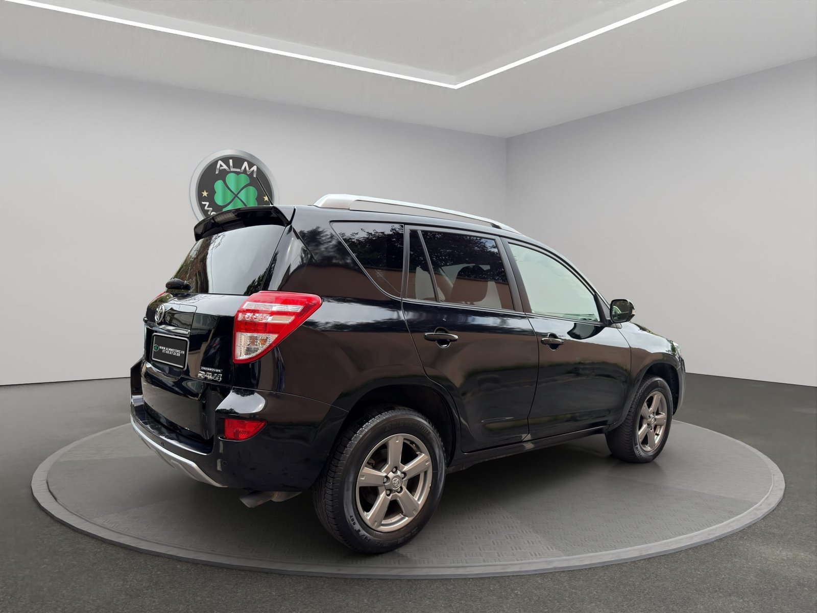 TOYOTA RAV 4 III (3) 150 D-4D CROSSOVER EXECUTIVE AWD