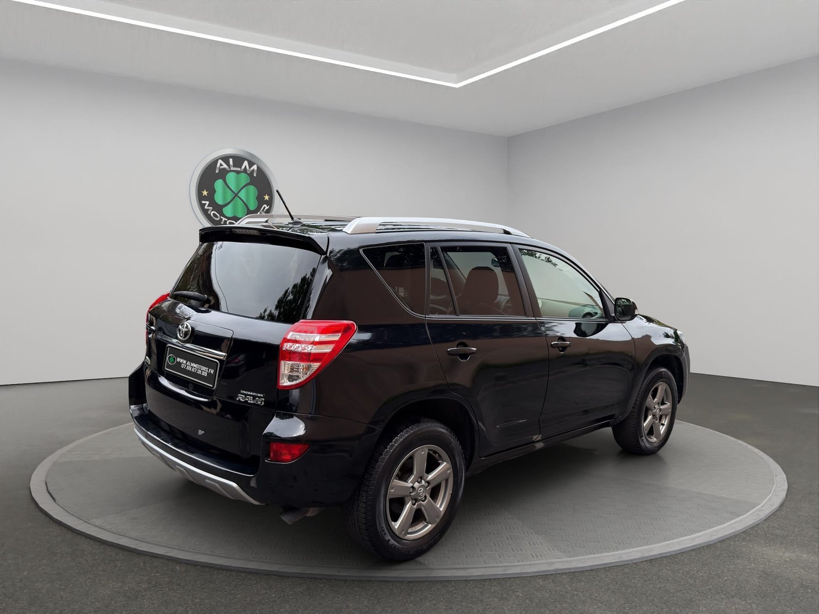 TOYOTA RAV 4 III (3) 150 D-4D CROSSOVER EXECUTIVE AWD