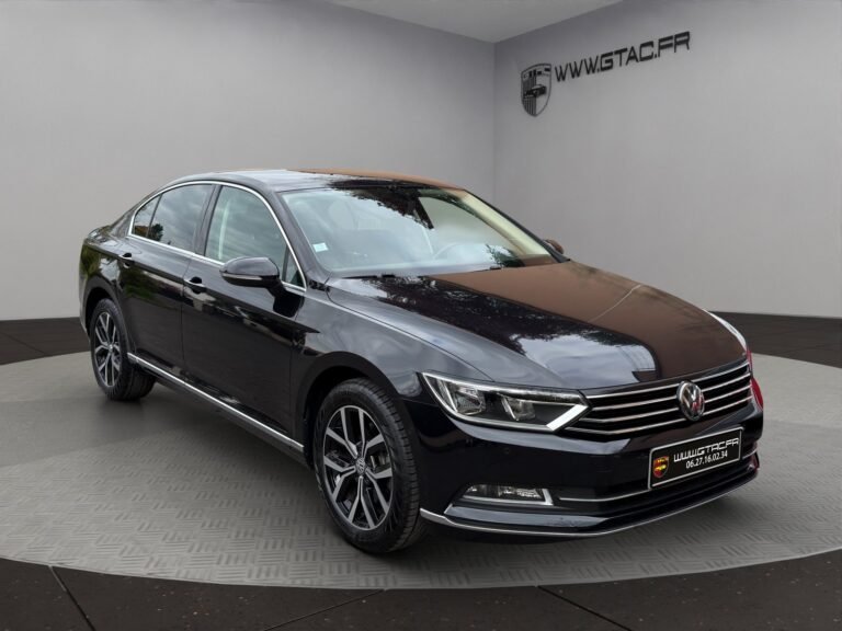 VOLKSWAGEN PASSAT VIII
